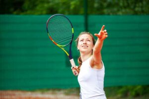 Helpful Tips for Playing Tennis in the Wind - The Tennis Mom